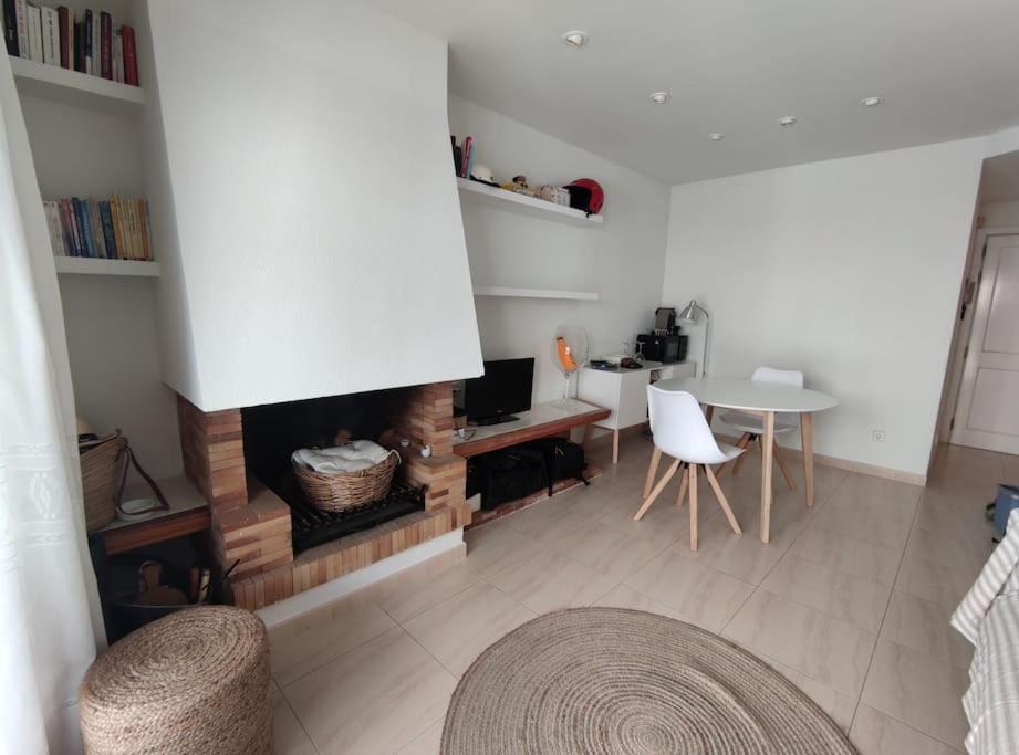 2 Minutes Walking To The Beach Parking Included Калея де Парафругел Екстериор снимка